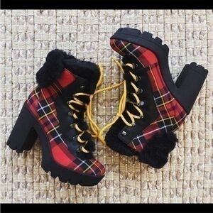 Jessica Simpson Mikah Leather Platform  Booties